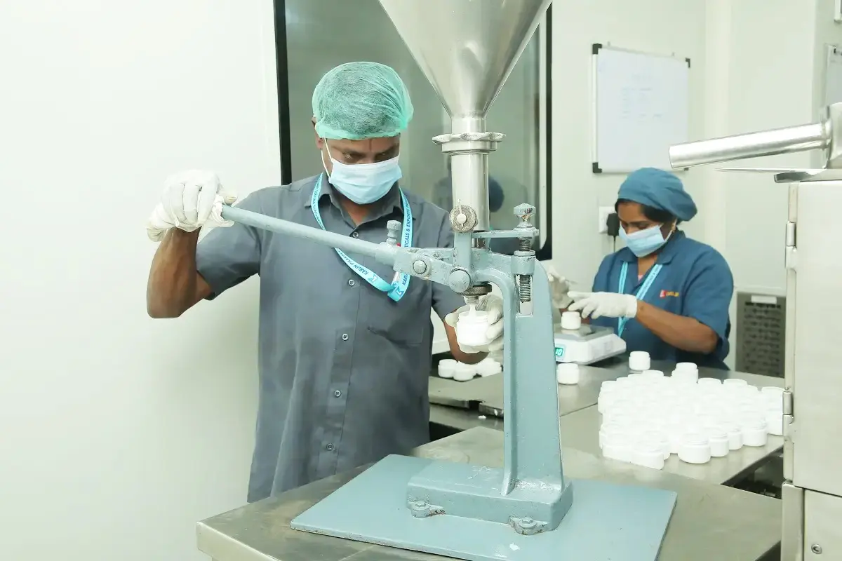 In-process quality control of pharmaceutical batch
